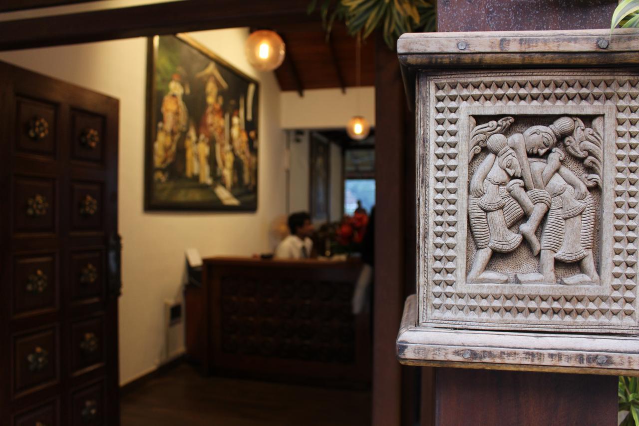 Kandyan 호텔 외부 사진